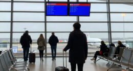 All Four Moscow Airports Shut Down, One Declares Air Raid Alert And Begins Evacuating Passengers