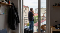 Kyiv Mayor Vitali Klitschko Advises Residents With Friends Or Family Outside The City To Consider Leaving Temporarily Amid Escalating Russian Attacks