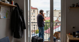 Kyiv Mayor Vitali Klitschko Advises Residents With Friends Or Family Outside The City To Consider Leaving Temporarily Amid Escalating Russian Attacks